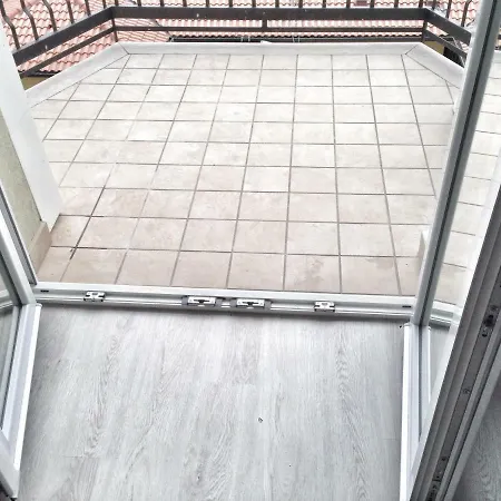 Апартаменты Monolocale Paradiso Valverde 27 *